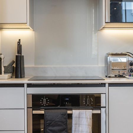 Modern, Stylish Newly Refurbished 2Nd Floor Apartment In Fitzrovia Londra Esterno foto