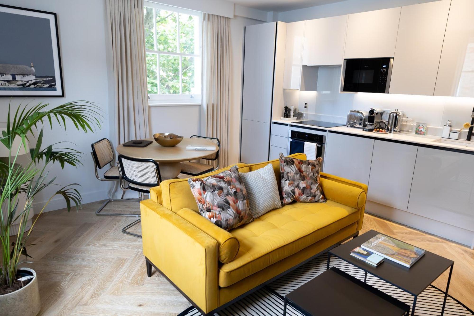 Modern, Stylish Newly Refurbished 2Nd Floor Apartment In Fitzrovia Londra Esterno foto