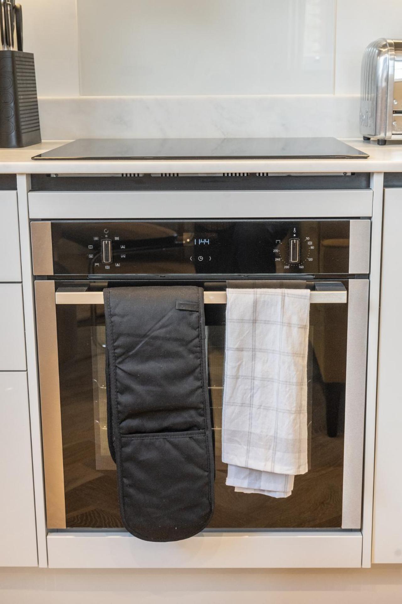 Modern, Stylish Newly Refurbished 2Nd Floor Apartment In Fitzrovia Londra Esterno foto