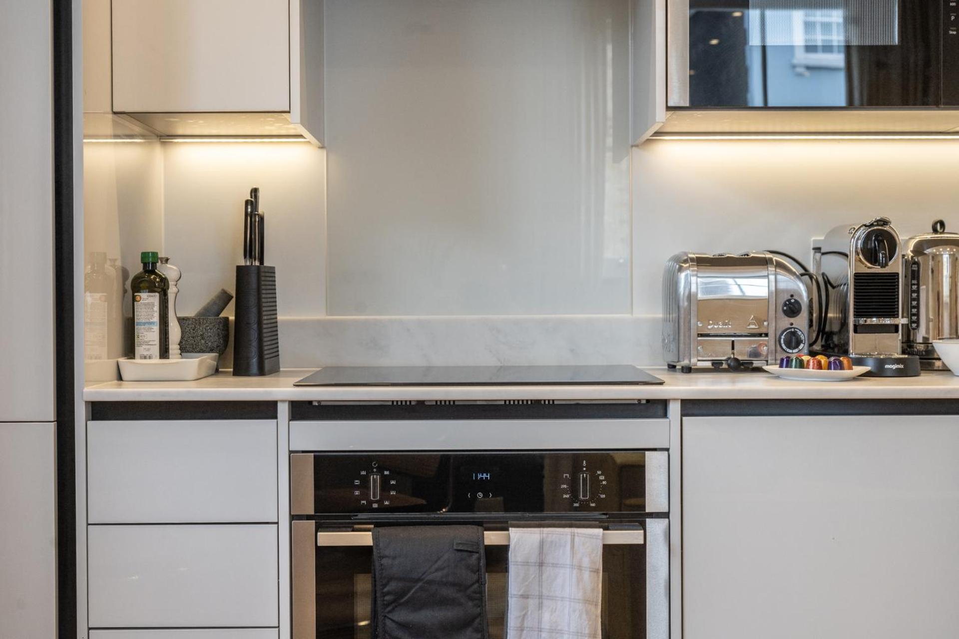 Modern, Stylish Newly Refurbished 2Nd Floor Apartment In Fitzrovia Londra Esterno foto