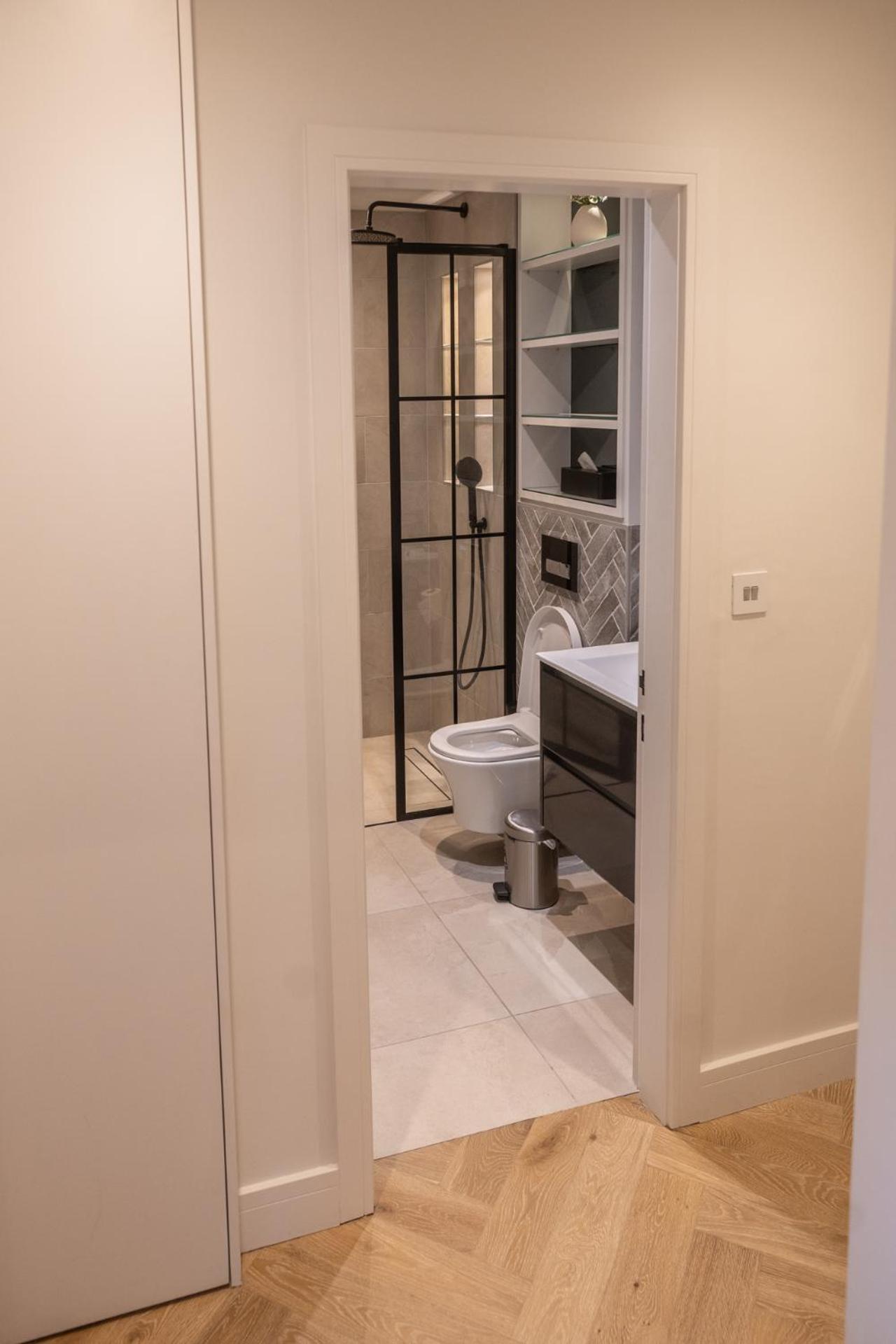 Modern, Stylish Newly Refurbished 2Nd Floor Apartment In Fitzrovia Londra Esterno foto