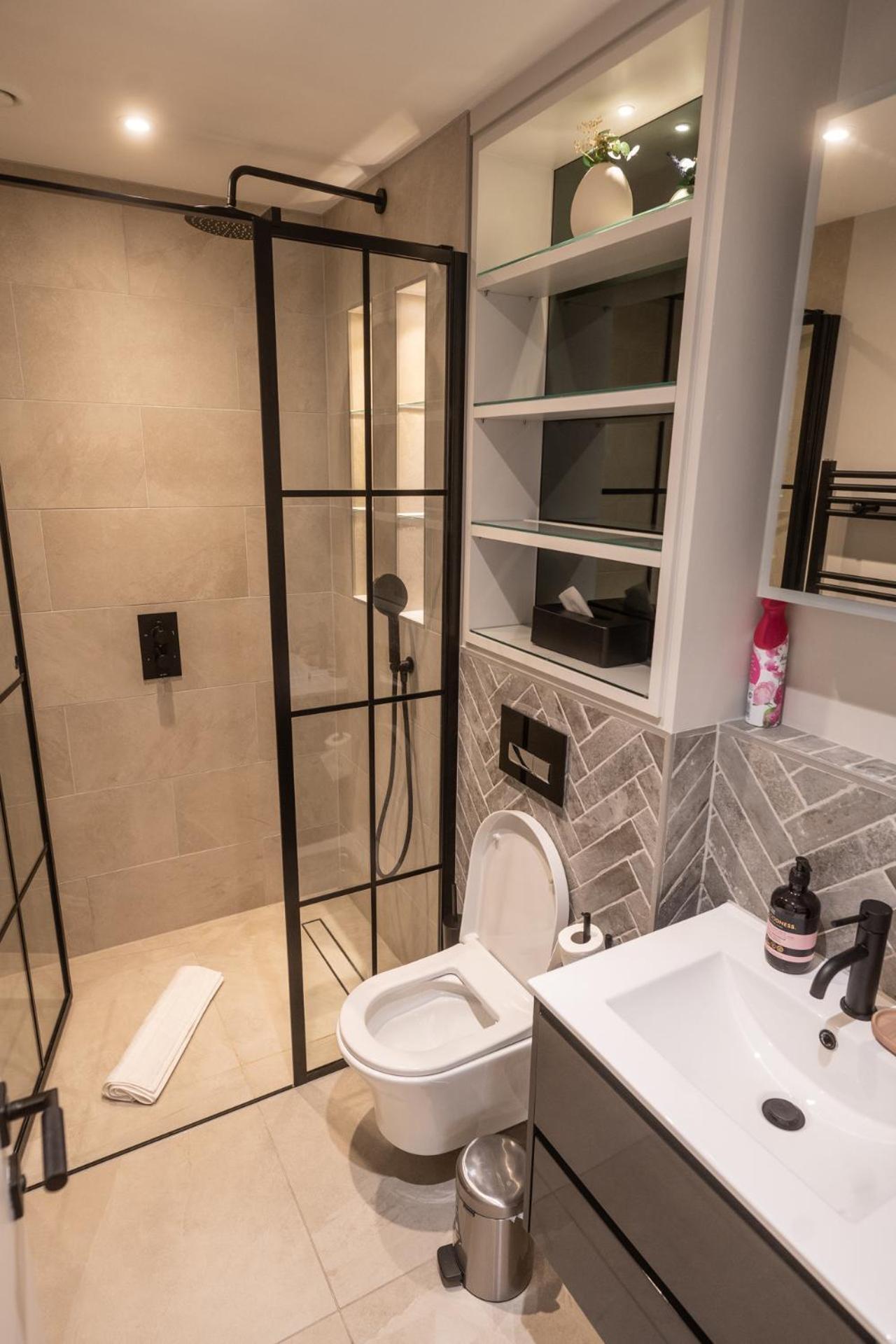Modern, Stylish Newly Refurbished 2Nd Floor Apartment In Fitzrovia Londra Esterno foto